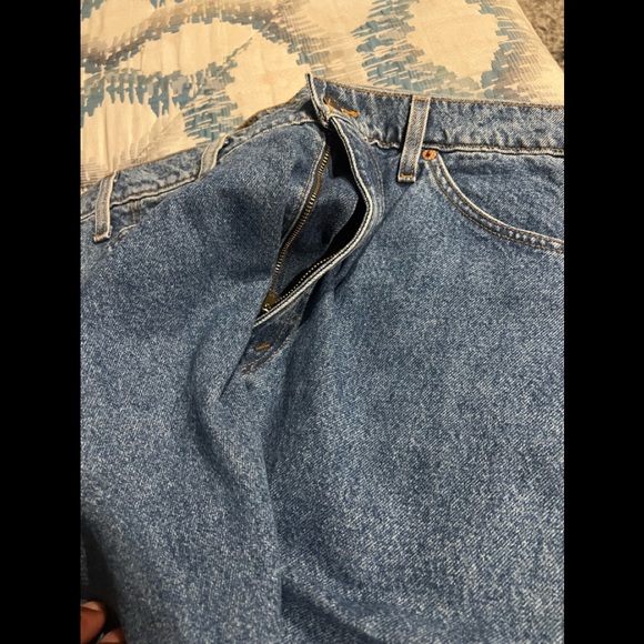 Levis 505s - Picture 5 of 5